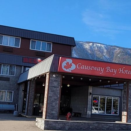 Causeway Bay Hotel Sparwood Extérieur photo