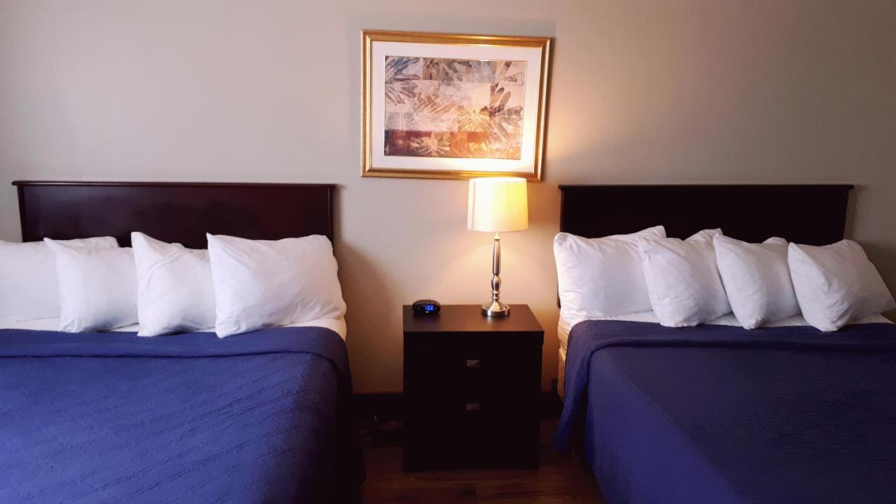 Causeway Bay Hotel Sparwood Extérieur photo