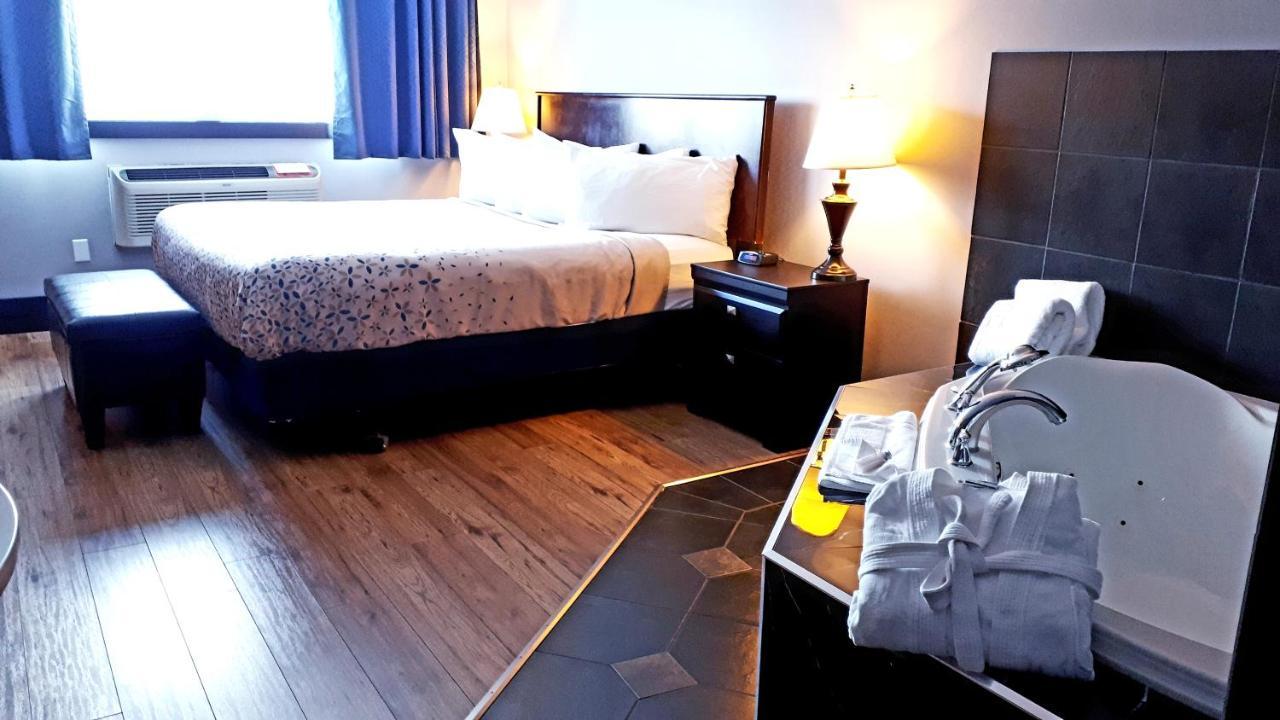 Causeway Bay Hotel Sparwood Extérieur photo